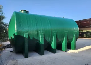 Depósitos horizontales con apoyos