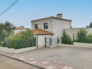 Chalet en venta en Urbanitzacions del nord en Santa Cristina d´Aro