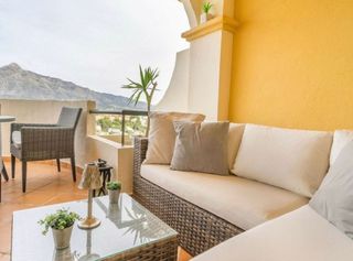 Piso en alquiler en Nueva Andalucía centro en Marbella