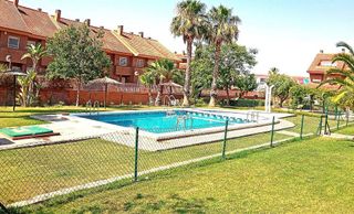 Casa adosada en venta en Ciudad Jardín en Alicante