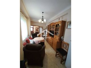 Casa en venta en Lucena
