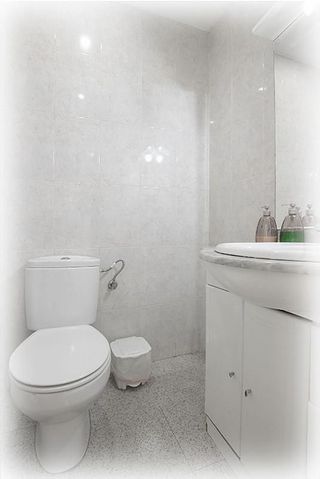 Local comercial en venta en Les Planes en Hospitalet de Llobregat, L´