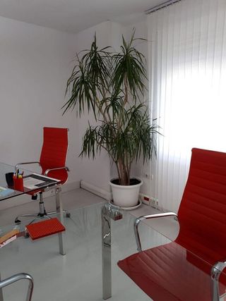 Oficina en alquiler en San Bartolomé - Millán de Priego en Jaén