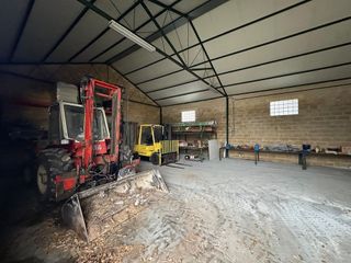 Nave industrial en venta en Colmenar de Oreja