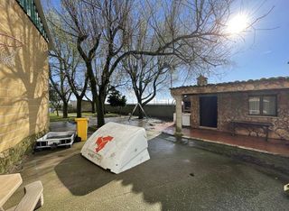 Nave industrial en venta en Colmenar de Oreja