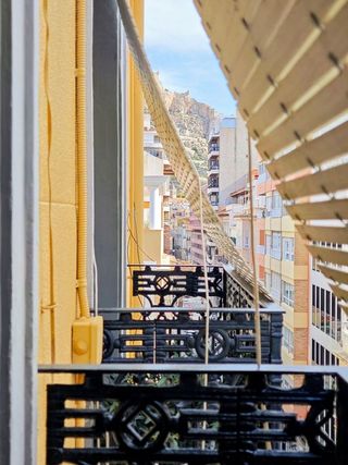 Piso en alquiler en Centro en Alicante