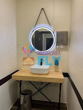 Local comercial en alquiler en As Lagoas en Ourense