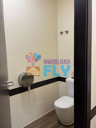 Local comercial en alquiler en As Lagoas en Ourense