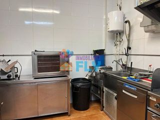 Local comercial en alquiler en As Lagoas en Ourense