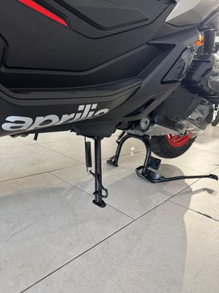 APRILIA SR GT 125 SPORT