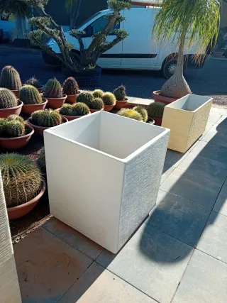 Maceteros Nora -  Blanco