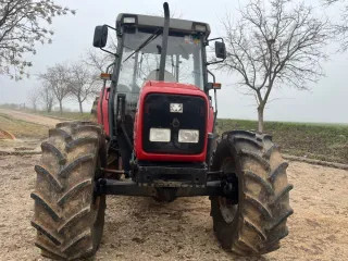 Tractor Massey Ferguson 4245