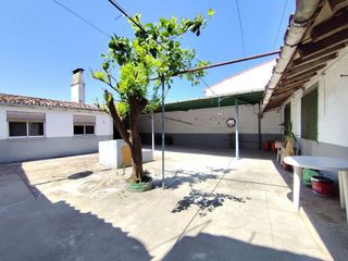 Chalet en venta en Malpartida de Plasencia