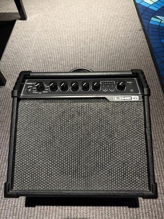 Set de Guitarra Fender, Amplificador Spider,Fonda