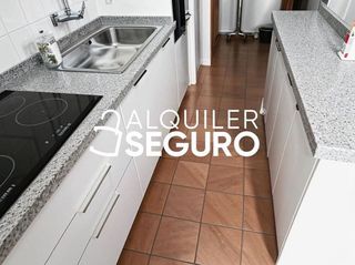 Piso en alquiler en La Buhaira en Sevilla