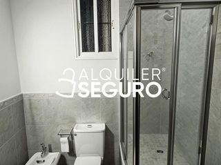 Piso en alquiler en La Buhaira en Sevilla