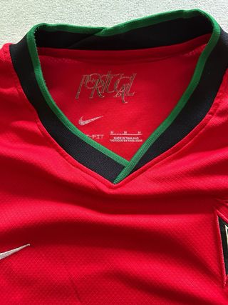 Camiseta Portugal Nike Roja