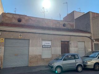 Terreno en venta en Zona Pueblo en Guardamar del Segura