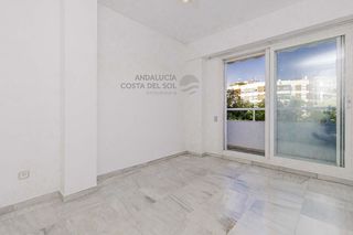 Dúplex en venta en Playa Bajadilla - Puertos en Marbella
