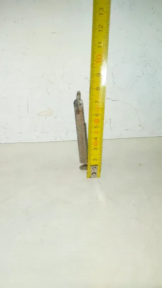 Herramienta multiusos limpiador pipas antigua