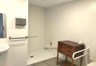 Local comercial en venta en Barbastro