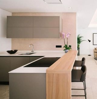 Casa pareada en alquiler en Los Naranjos - Las Brisas en Marbella