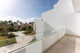 Casa pareada en alquiler en Los Naranjos - Las Brisas en Marbella