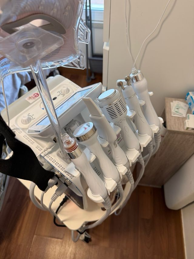 LIQUIDACION CLINICA Máquina Hydraface 7 en 1
