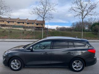 Ford Focus diesel Año: 2021