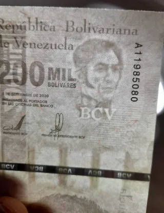🇻🇪 3 Billetes Venezuela