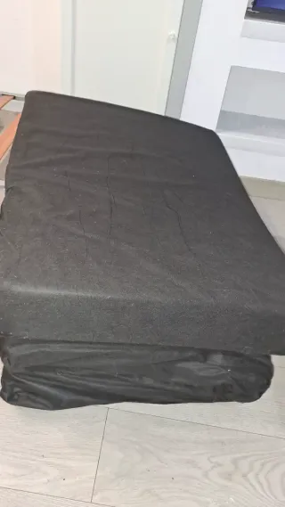 Puff/cama plegable gris