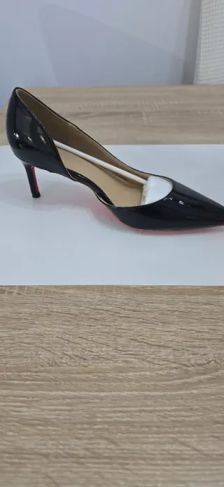 Zapatos de tacón negros charol número 39