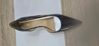 Zapatos de tacón negros charol número 39