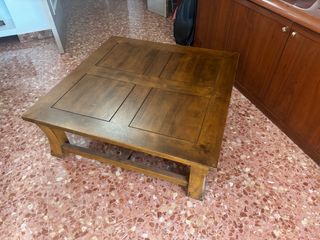 Mesa DE CENTRO baja cuadrada MAORI de Hévea