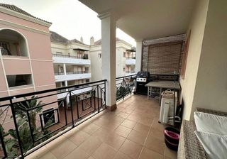 Piso en alquiler en Los Naranjos - Las Brisas en Marbella