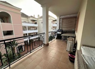 Piso en alquiler en Los Naranjos - Las Brisas en Marbella