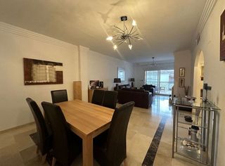 Piso en alquiler en Los Naranjos - Las Brisas en Marbella