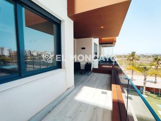 Piso en venta en Puerto Deportivo en Guardamar del Segura
