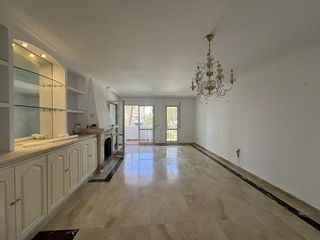 Piso en venta en San Pedro de Alcántara pueblo en Marbella