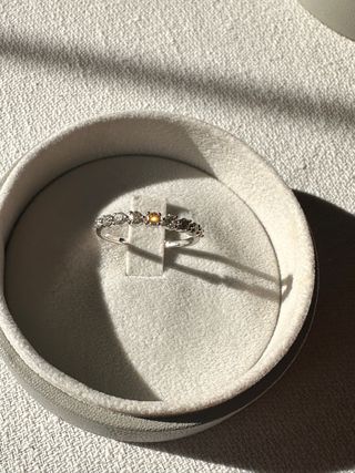Anillo de diamantes oro blanco 18k