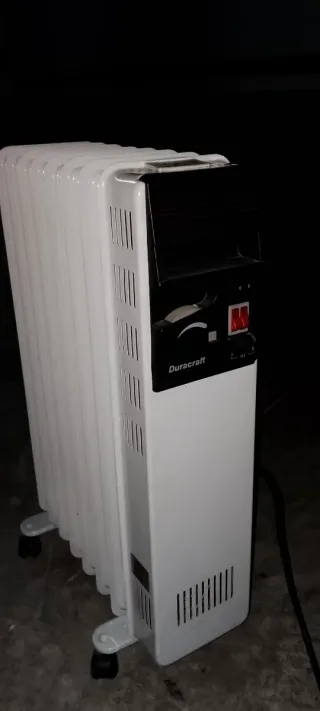 Radiador de aceite Duracraft blanco eléctrico