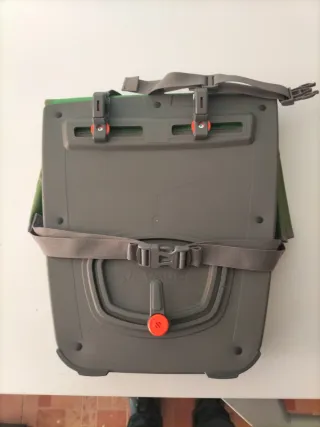 Alforja Vaude Aqua Back 24L Verde