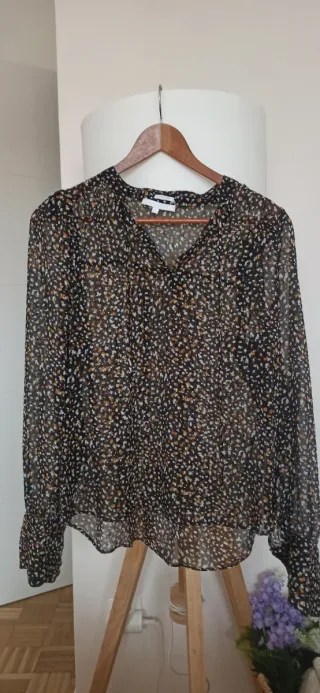 Camisa Scalpers negra estampada