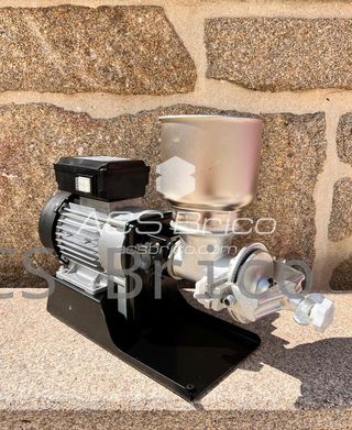 Molino Triturador Maíz Seco y Húmedo Arepas Eléctrico 1,5 Hp - 00807 - GARHE