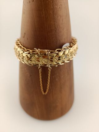Pulsera dorada eslabones florales