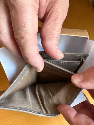 Billetero-Monedero Piel Beige y Dorado