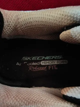 Skechers D'Lux Walker Zapatillas Negras y rosas