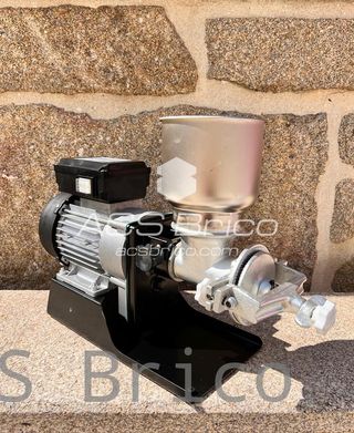 Molino Triturador Maíz Seco y Húmedo Arepas Eléctrico 0,5 Hp - 00805 - GARHE