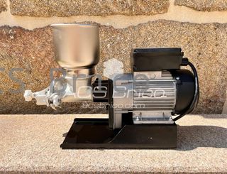 Molino Triturador Maíz Seco y Húmedo Arepas Eléctrico 0,5 Hp - 00805 - GARHE