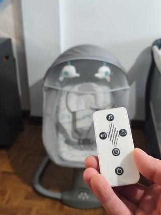 Mecedora eléctrica para bebé